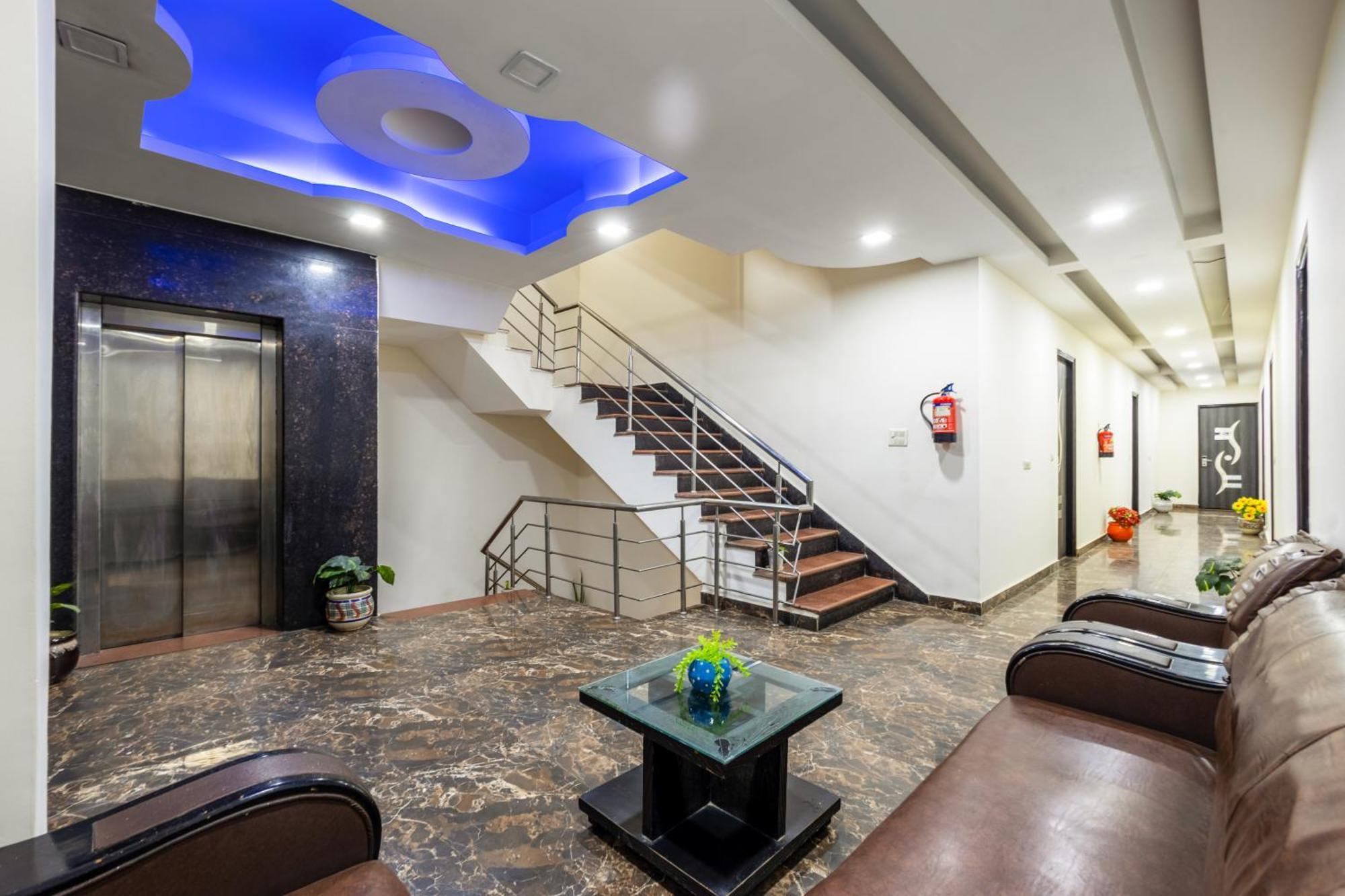 Kabul Hotel By Nexhub Palace - Medanta Gurgaon Exterior foto