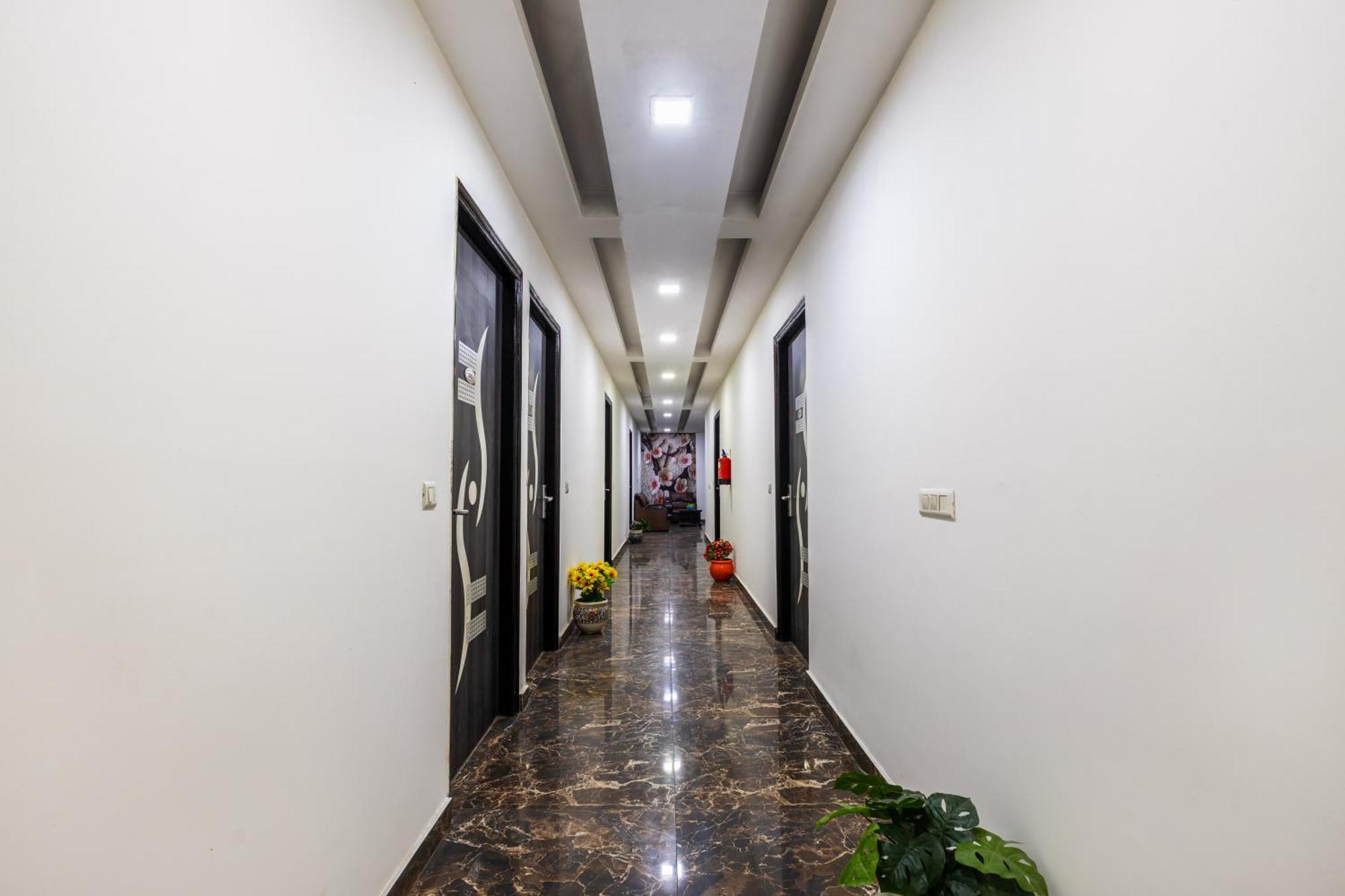 Kabul Hotel By Nexhub Palace - Medanta Gurgaon Exterior foto
