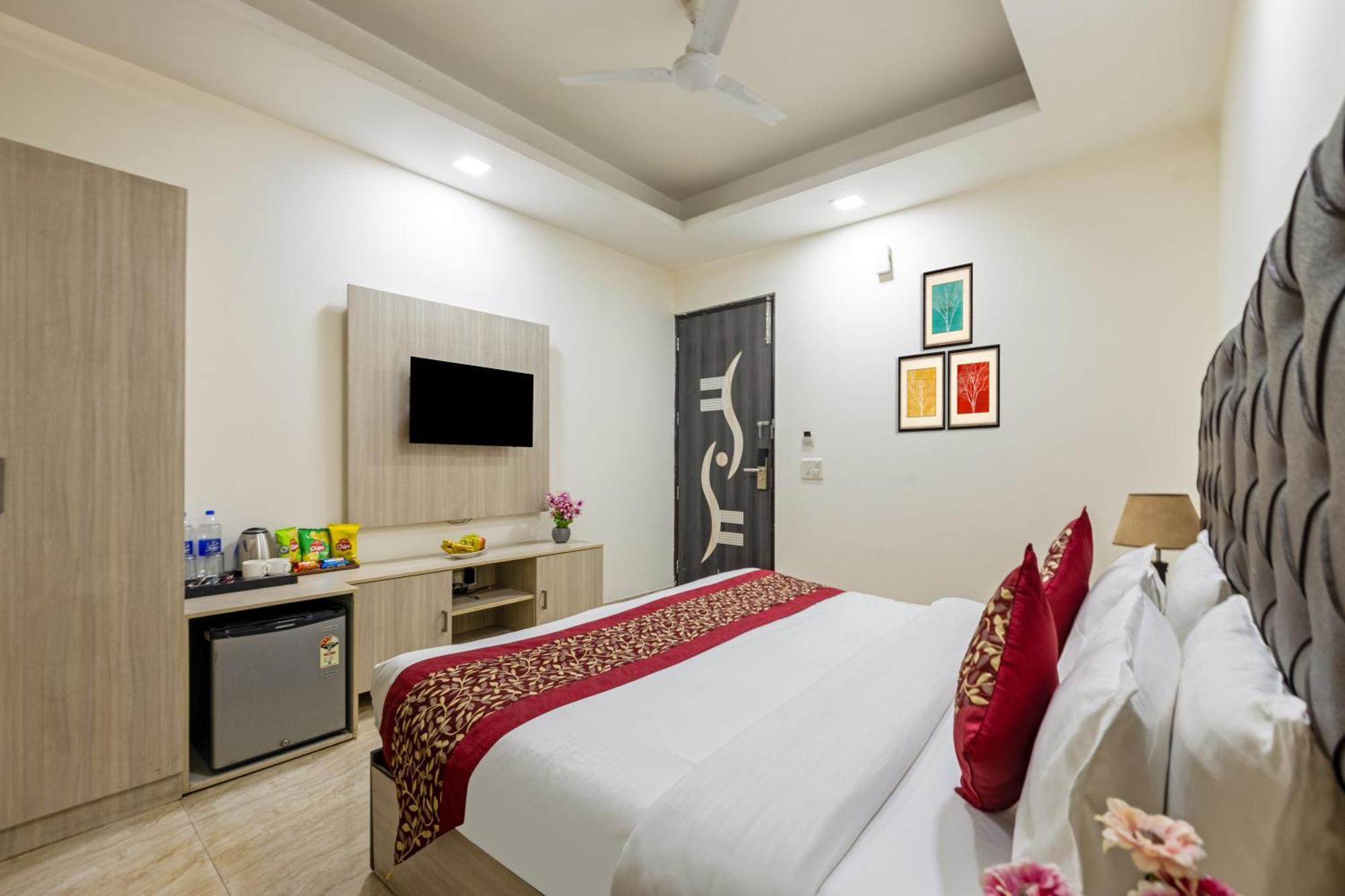 Kabul Hotel By Nexhub Palace - Medanta Gurgaon Exterior foto