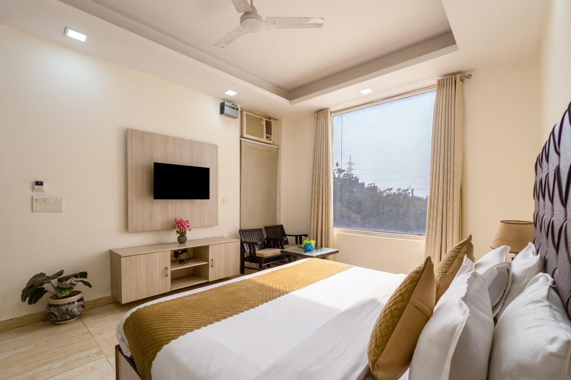 Kabul Hotel By Nexhub Palace - Medanta Gurgaon Exterior foto