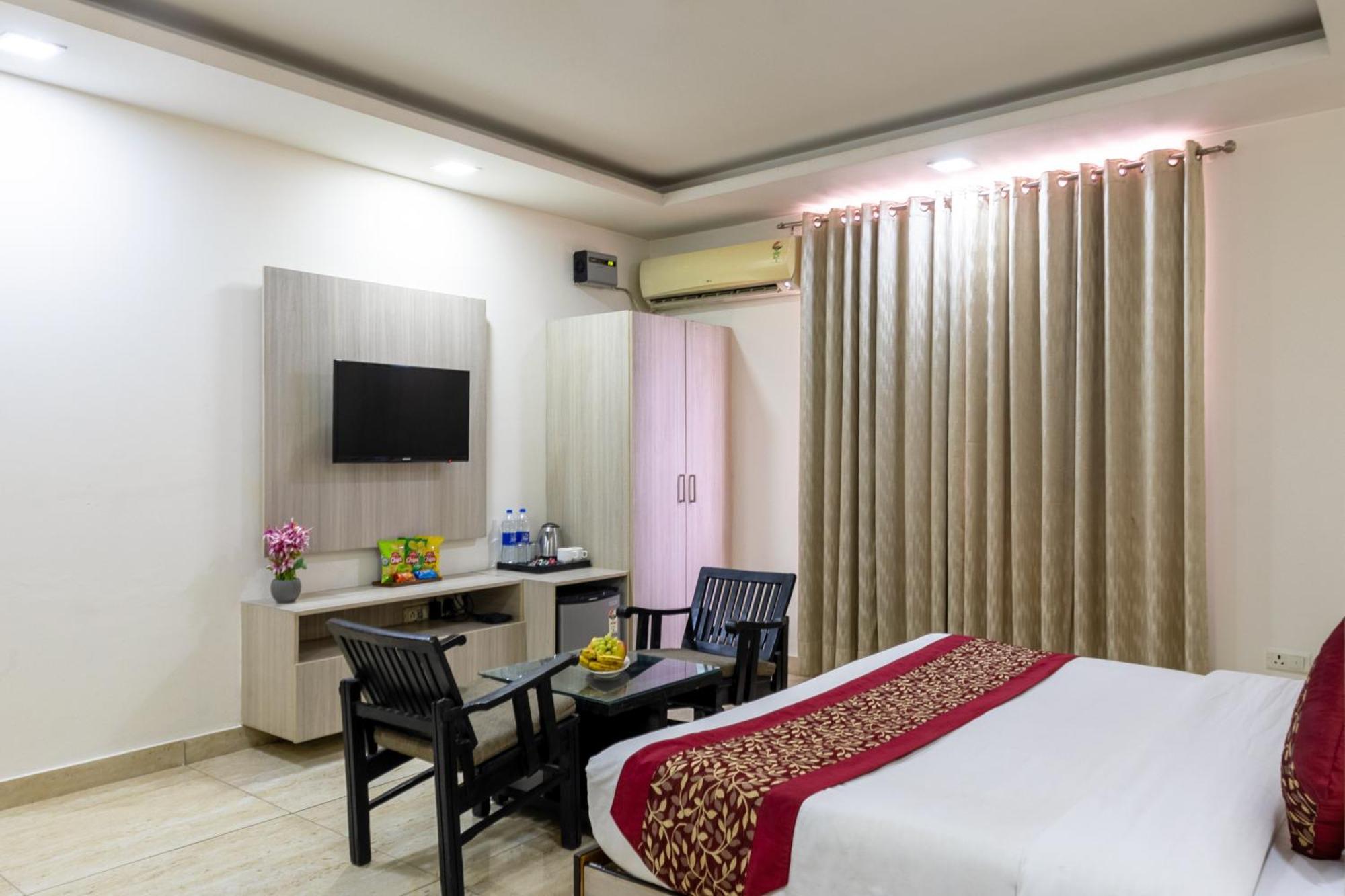 Kabul Hotel By Nexhub Palace - Medanta Gurgaon Exterior foto