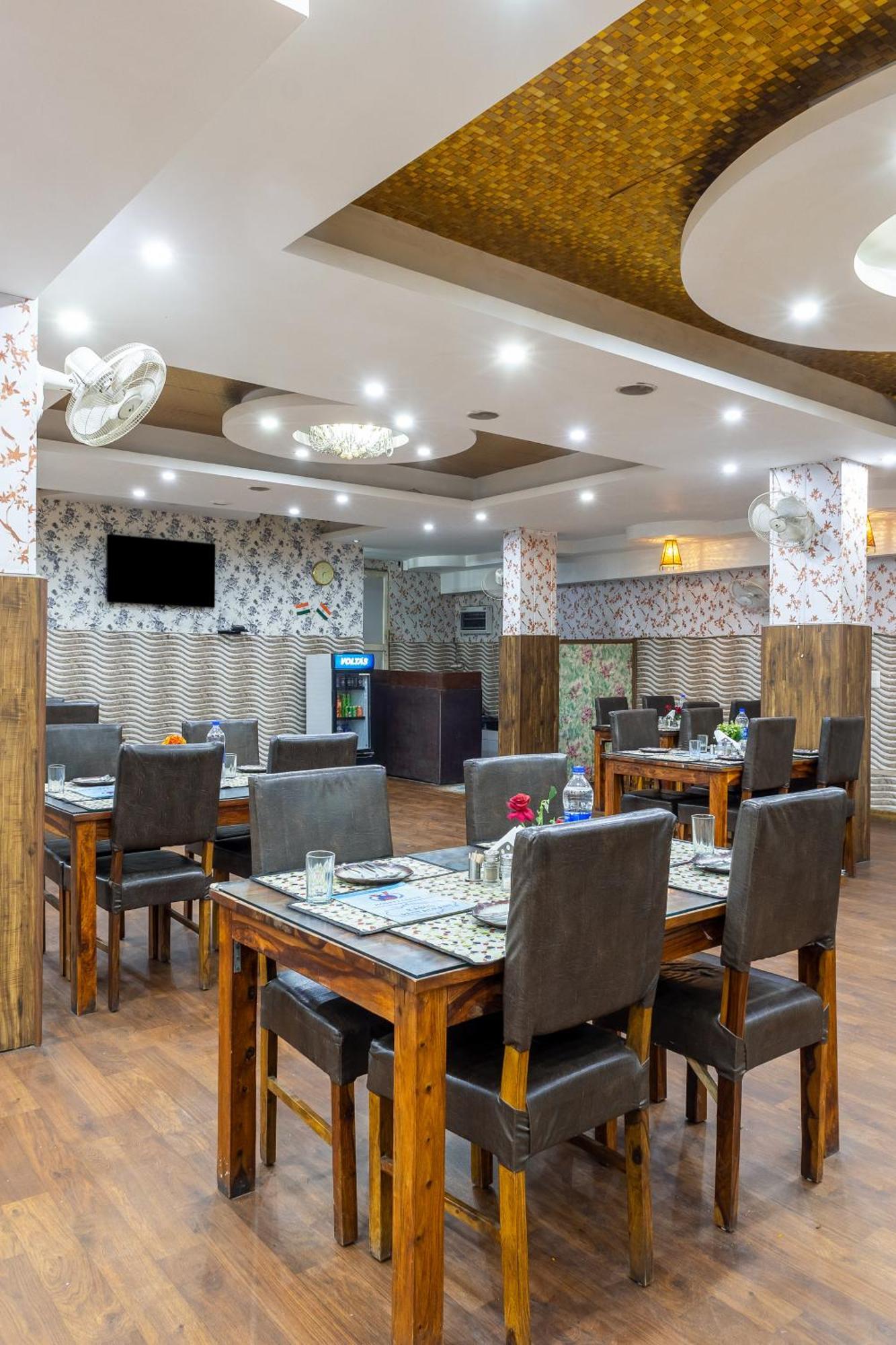 Kabul Hotel By Nexhub Palace - Medanta Gurgaon Exterior foto